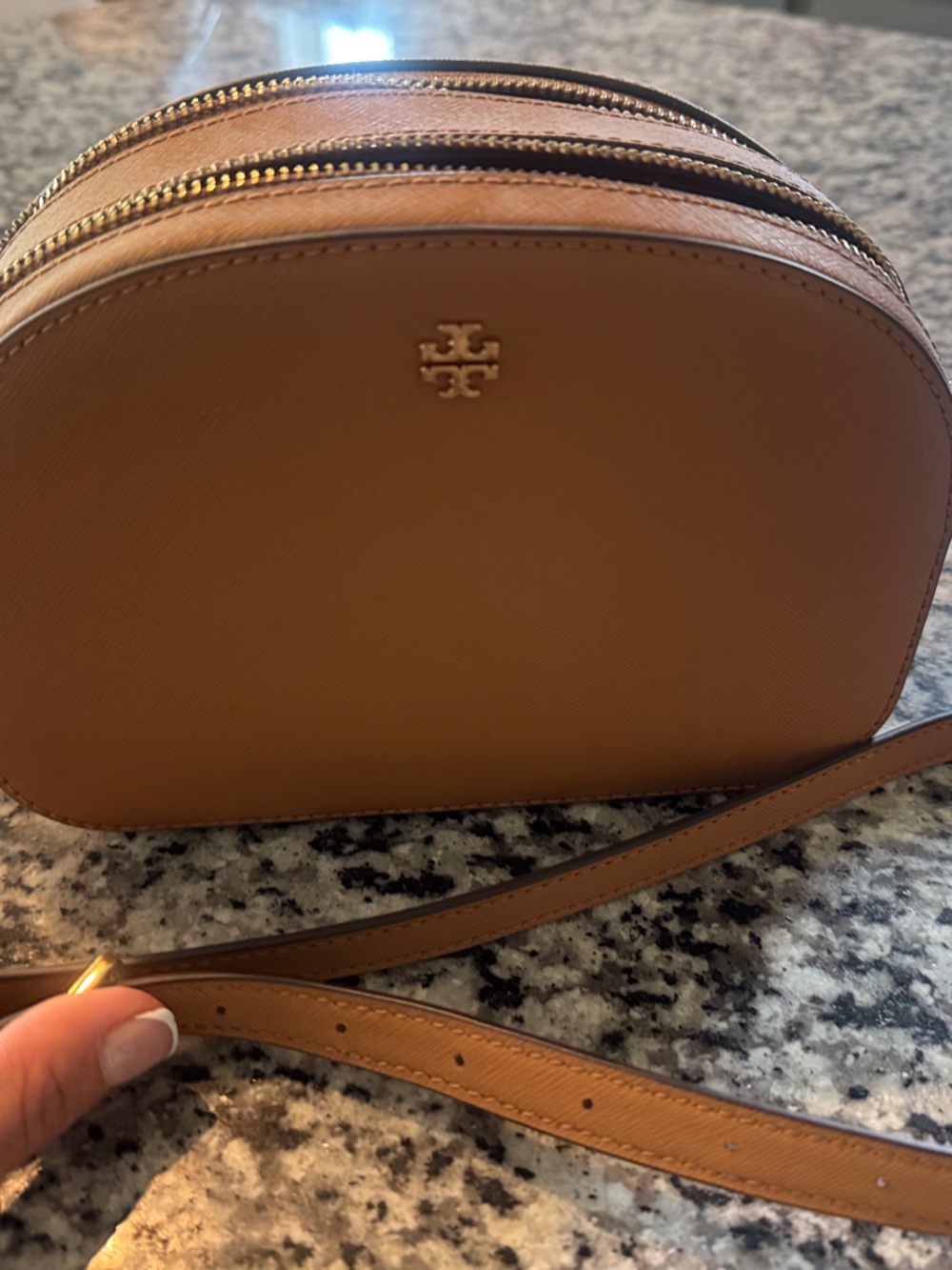 Tory Burch Saddle Crossbody in Tan